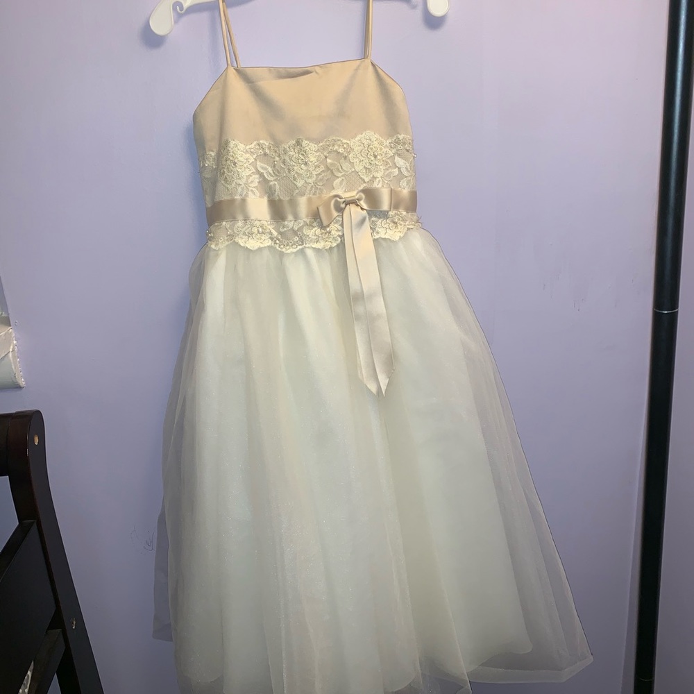 Girls David bride size 5 ivory champagne dress